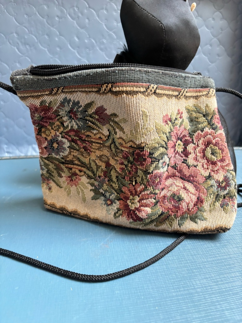 Rona VTG Floral Tapestry Crossbody Bag in Multicolor
